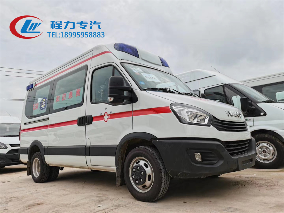 依維柯長軸救護(hù)車（柴油）